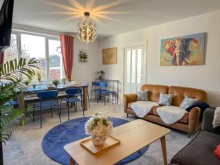 ColleyHouse-private parking-business-group-relocation-SpaciousStylish 4BRHome-Sleeps 10 - Sheffield - 4