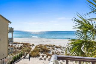 Pelican Walk 302 - 3