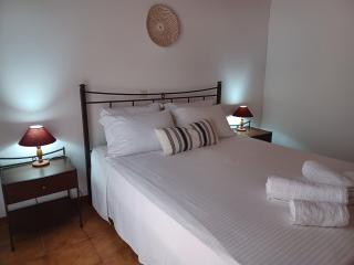 Nerissa bungalow 2, two bedroom house with sea view - Spartià - 2