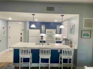 Pilot House - Sandestin - Baytowne Wharf - 7