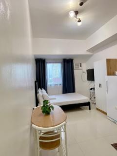 Serene Condo Unit in Front of US Embassy - 4