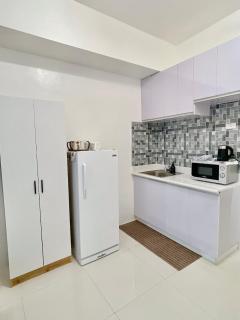 Serene Condo Unit in Front of US Embassy - 3