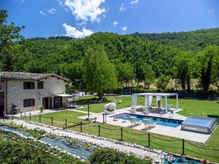 Casalino Galassi 4&2 by Marche Holiday Villas - 4