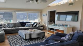 Second Floor Oceanfront Unit - 6