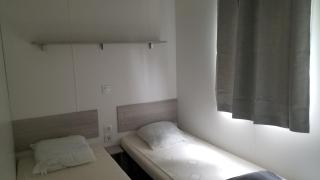 Mobile home 6P XL Climatisation TV WIFI parcelle XXL au calme - Ivry-la-Bataille - 1