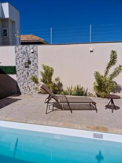 Ivana Imoveis - Casa com Piscina na Praia do Morro á 2 minutos da praia - Guarapari - 2