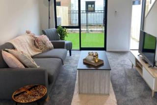 The Biddle Haven 2BR Retreat - Lower Hutt - 0