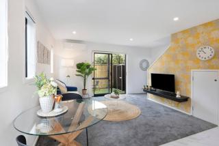 The Biddle Cres Cosy Getaway - Lower Hutt - 6