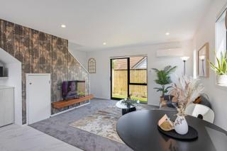 Cosy Retreat at Biddle Crescent - Lower Hutt - 5