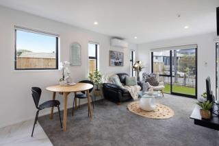 Retreat at Biddle Crescent - Lower Hutt - 1