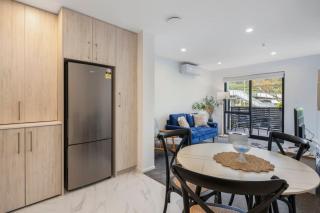Rainey Whimsy 2BR Grove Gem - Lower Hutt - 8