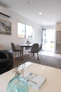 Scenic Views from our 2-BR Trentham Hideaway - Upper Hutt - 6