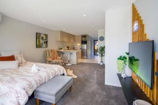 Lower Hutt Hideaway - 2