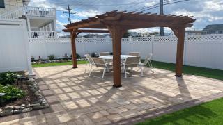 Brant Beach Condo Oceanside 3 Bed-2 Full Bath Seven Off The Beach, Sleeps 6 One Queen Master One Double Bed In Bedroom Two And Two Singles In, - Brant Beach - 6