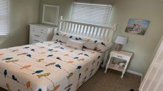 Brant Beach Condo Oceanside 3 Bed-2 Full Bath Seven Off The Beach, Sleeps 6 One Queen Master One Double Bed In Bedroom Two And Two Singles In, - Brant Beach - 3