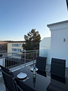 Modernes Serviced Apartment - FeWo Penthouse View - Nördlingen - 4
