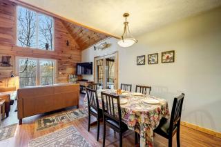 Hot Tub Fireplace Fire Pit Game Room & More - Morton Grove - 4