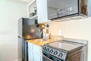 Beautiful Ocean Front Double Queen Suite - Sea Mist Resort 20905 - Perfect for 2-4 guests! - Myrtle Beach - 8