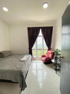 Mesahill Studio King With Massage Chair Above Shopping Mall, Cinema & Bowling, 5 Minutes to USIM, Nilai - 24H Self and Easy Check In - Nilai - 1
