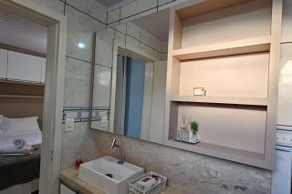 Casa Confortável com Fogão a Lenha e Churrasqueira - Borgueto - 1