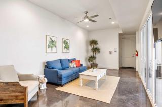 Twice Charmed townhouse - 6