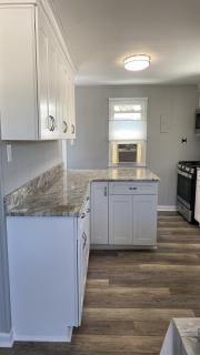 Tucked Away In Holgate Is This Newly Renovated Pet Friendly Gem - Holgate - 5