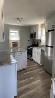 Tucked Away In Holgate Is This Newly Renovated Pet Friendly Gem - Holgate - 3