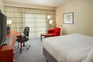 Courtyard by Marriott Baton Rouge Acadian Centre/LSU Area - Baton Rouge - 3