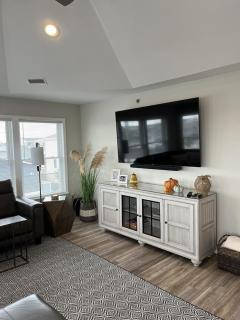 Spacious 2Nd Floor Unit In Brant Beach - Brighton Beach - 8