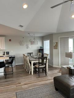 Spacious 2Nd Floor Unit In Brant Beach - 7