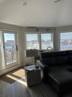 Spacious 2Nd Floor Unit In Brant Beach - 6