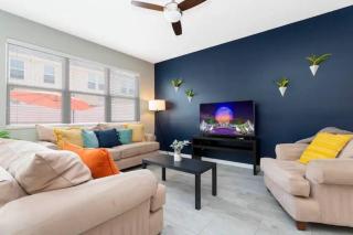 SUPER LIKED - 4BD 3ba - 6 Miles To Disney Springs - 0