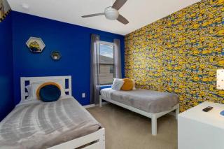 SUPER LIKED - 4BD 3ba - 6 Miles To Disney Springs - 4