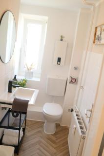 Helle und gemütliche Wohnung Nähe Stadtzentrum - Neumünster - 3
