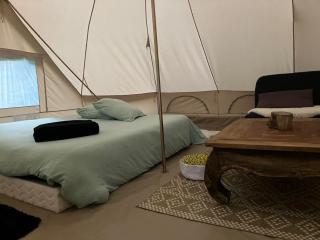 Grande Tente Tipi en pleine forêt - Burzet - 7