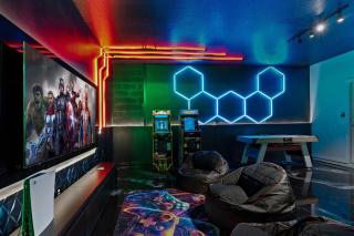 SUPER HOMEY- 8BDR - PS5 ARCADEs POKER LOFT - Orlando - 3