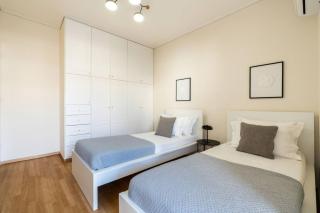 3bd Apt Next To The Ellinikon - Atene - 1