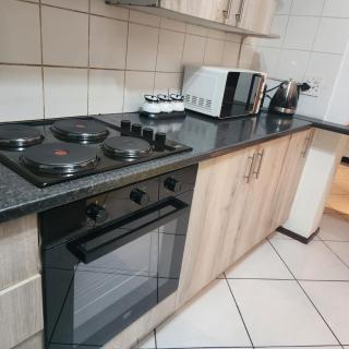 Modern 3 bedroom Sandton City Apartment - 2