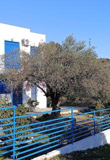 Blue Houses - Haraki - 0