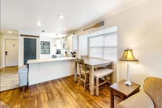 The Cove 21-3 By SDC, Big Deck, Pool, Hot Tub, By Lake, No Stairs - Branson - 6