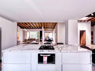 3br 240 M Ac Pool El Tesoro - Medellín - 3