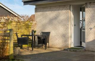 3 Bedroom Cozy Home In Farsø - Farsø - 2