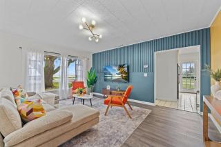 SUPER BOHO - At Lake Toho Fishing VINTaGE VIBEs - 5