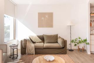 Soleil on Jonson - Luxury Byron Bay Apartment with Rooftop Pool, Balcony, 2 Bedrooms Above Light Years & Pixie - 7