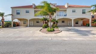 Ocean Garden 3 - Walk to the Beach! - South Padre Island - 4