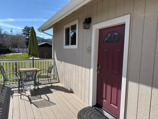 Stagecoach Cottage - Middletown - 4