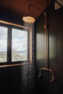 Secluded Cabin Stay - Pet Friendly & Off-Grid - Nev - Glen Alice - 5