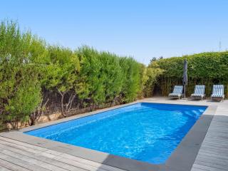The Dolphin House by Ready Set Stay - Rye - 6