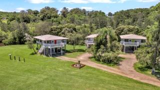 Jabiru - Sleeps 6, Luxe Riverside Retreat, Kayak - Repton - 1