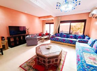 Majorelle Spacious Duplex with Green Terrace Family Friendly - Marrakech - 6